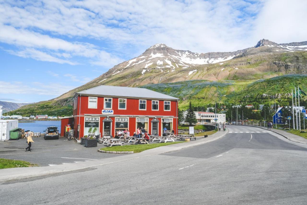 Bankinn - Hotel By Aldan Seythisfjorthur Exterior photo