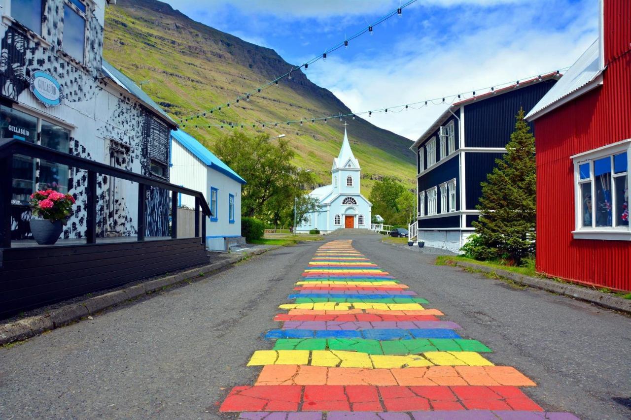 Bankinn - Hotel By Aldan Seythisfjorthur Exterior photo